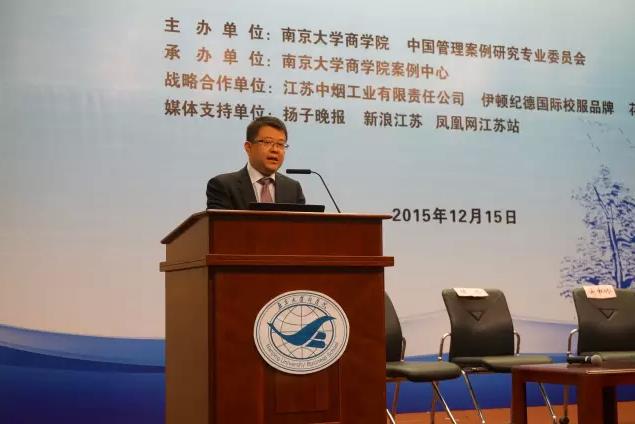 圣象走進高校，向莘莘學子講述品牌的成長之路.jpg