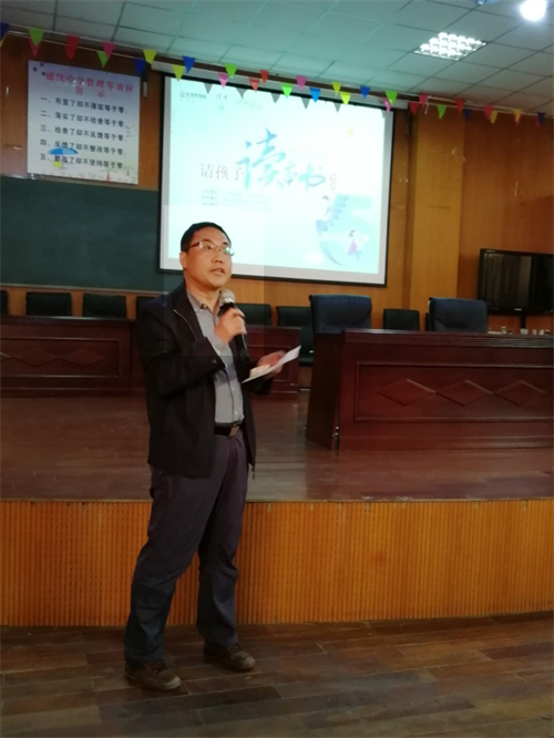 不止讀書，讀書不止 