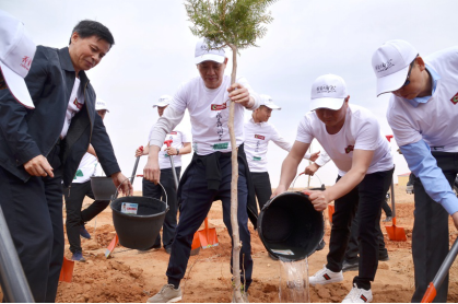 用戶的認可，大自然地板榮獲“全民星品牌”獎1015.png